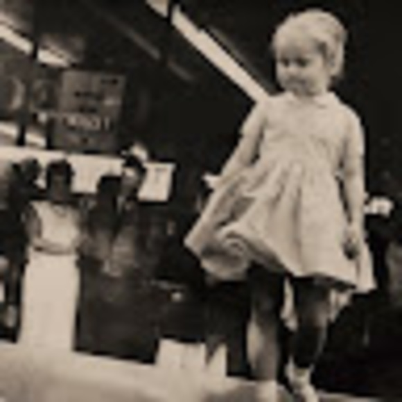 Meet your Posher, Lisa4892 - Picture 1 of 1